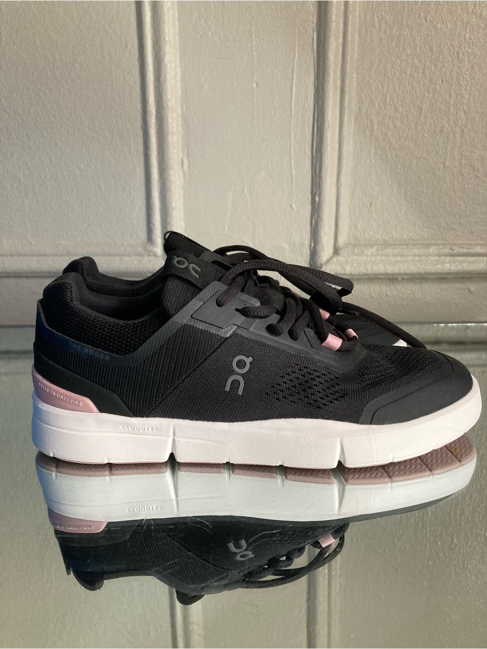 On Cloud Running The Roger Spin Shoe Sneaker Black Pink Zephyr Woman Size 7.5